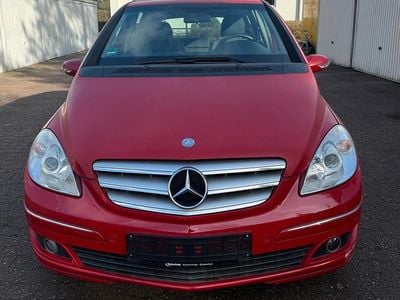 Gebraucht Mercedes B170 116 PS (85 kW) 2005 Rot Van / Kleinbus