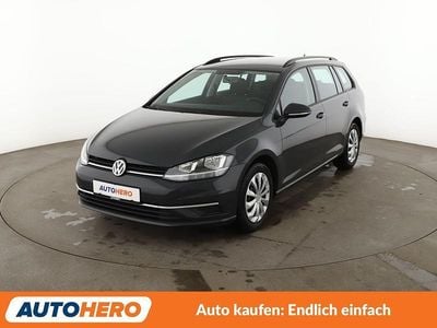 Usata VW Golf VII Comfortline 116 CV (85 kW) 2020 Grigio Station wagon