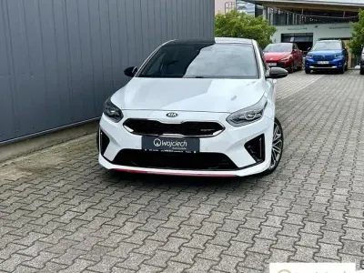 Gebraucht Kia Ceed GT GT 204 PS (150 kW) 2021 Weiß Limousine