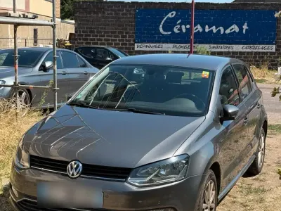 Gebraucht VW Polo LOUNGE 90 PS (66 kW) 2015 Grau Kleinwagen