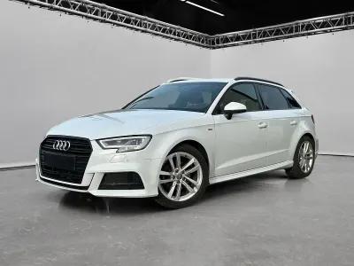 Używany Audi A3 Sportback Ambiente 150 KM (110 kW) 2019 Biały Hatchback