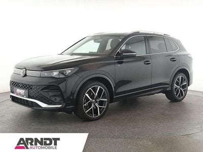 Gebraucht VW Tiguan R-line 193 PS (141 kW) 2025 Deep black perleffekt SUV