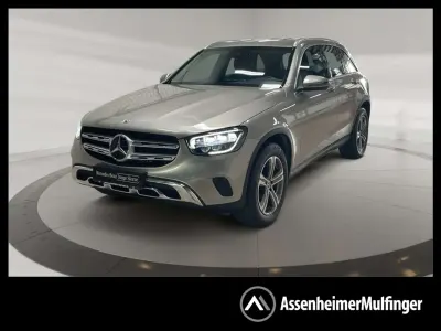 Używany Mercedes GLC220 Exclusive 194 KM (142 kW) 2022 Srebrny SUV
