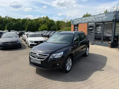 Gebraucht VW Tiguan Team 150 PS (110 kW) 2011 Schwarz SUV