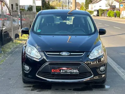 Używany Ford C-MAX SYNC Edition 116 KM (85 kW) 2014 Czarny Minivan