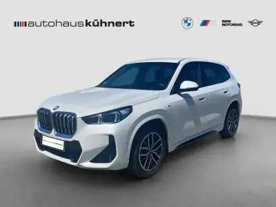 Gebraucht BMW iX1 M Sport 230 kW (313 PS) 2023 Weiß SUV