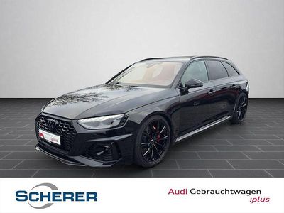 Mythosschwarz metallic (metallic) Gebraucht 2025 Audi RS4 Ambiente Kombi | 89.990 € (Teuer)