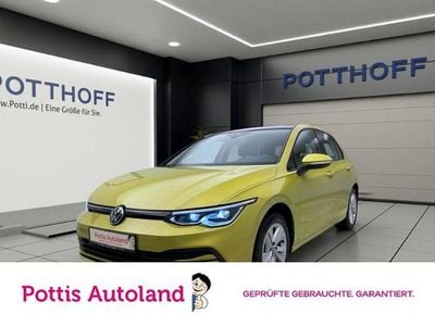 Gebraucht VW Golf VII Life 150 PS (110 kW) 2020 Gelb Limousine