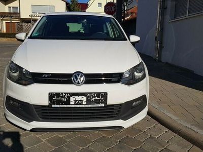 Gebraucht VW Polo R-line 90 PS (66 kW) 2014 Candyweiß Kleinwagen
