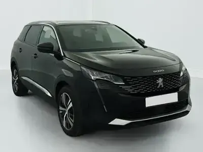 Gebraucht Peugeot 5008 Allure 136 PS (100 kW) 2024 Andere SUV