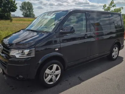 Gebraucht VW Multivan 179 PS (131 kW) 2015 Schwarz Van / Kleinbus