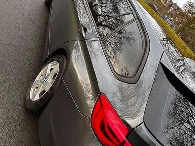 Gebraucht BMW 320 190 PS (139 kW) 2017 Grau Kombi