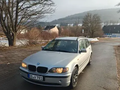 Gebraucht BMW 320 150 PS (110 kW) 2005 Silber Kombi