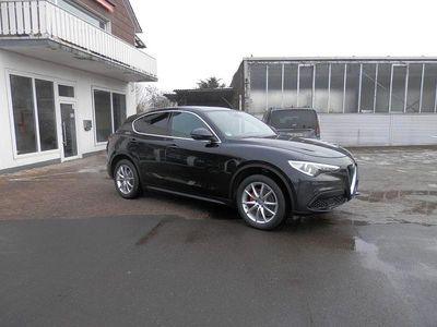 Gebraucht Alfa Romeo Stelvio Super 200 PS (147 kW) 2018 Schwarz SUV