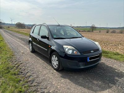 Gebraucht Ford Fiesta 70 PS (51 kW) 2006 Blau Kleinwagen