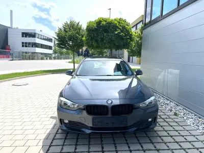 Gebraucht BMW 320 184 PS (135 kW) 2014 Grau Kombi
