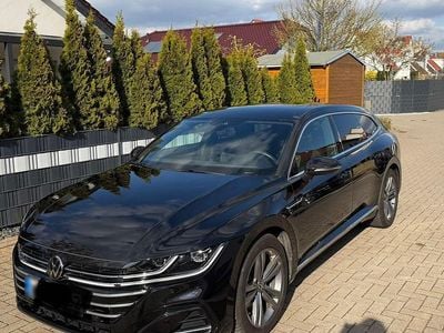 Second-hand VW Arteon R-line 200 CP (147 kW) 2024 Negru Break