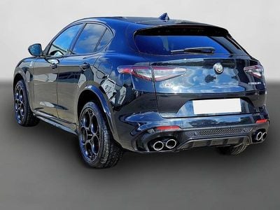 Schwarz Gebraucht 2023 Alfa Romeo Stelvio Quadrifoglio SUV | 66.870 €