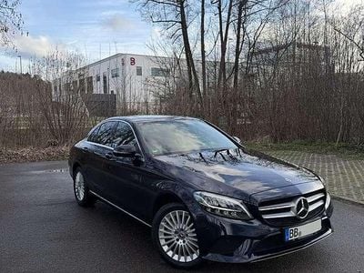 Gebraucht Mercedes C180 Avantgarde 156 PS (114 kW) 2021 Blau Limousine