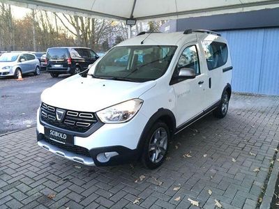 Weiß Gebraucht 2015 Dacia Dokker Ambiance Van / Kleinbus | 9.980 € (Etwas zu teuer)