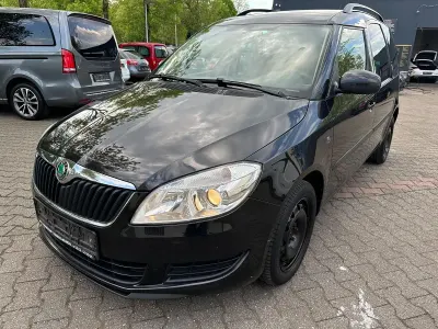Gebraucht Skoda Roomster Plus Edition 90 PS (66 kW) 2012 Schwarz Van / Kleinbus