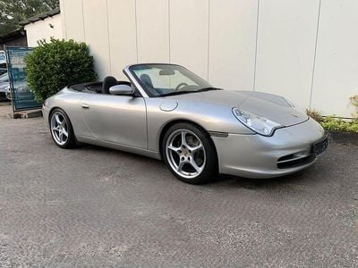 Second-hand Porsche 911 320 CP (235 kW) 2003 Argintiu Cabrio
