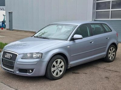 Second-hand Audi A3 110 CP (80 kW) 2005 Albastru Hatchback