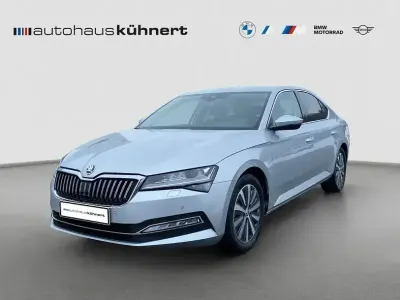 Begagnad Skoda Superb Style 190 HK (139 kW) 2022 Silver Sedan