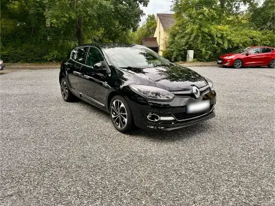 Gebraucht Renault Mégane III Bose Edition 110 PS (80 kW) 2015 Schwarz Kombi