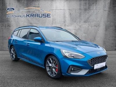 Performanceblau metallic Gebraucht 2022 Ford Focus ST Limousine | 25.490 € (Guter Preis)