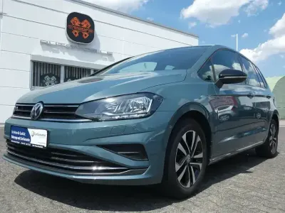 Gebraucht VW Golf VII IQ Drive 150 PS (110 kW) 2020 Blau Van / Kleinbus