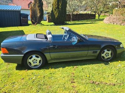 Second-hand Mercedes SL300 190 CP (139 kW) 1991 Negru Cabrio