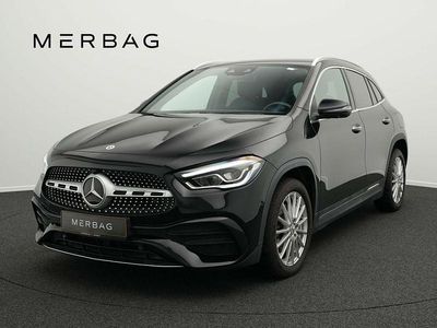 Schwarz Gebraucht 2020 Mercedes GLA200 AMG line SUV | 32.990 € (Etwas zu teuer)