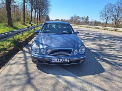 Mercedes E320