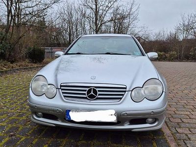 Silber Gebraucht 2001 Mercedes C230 Coupé | 1.900 €