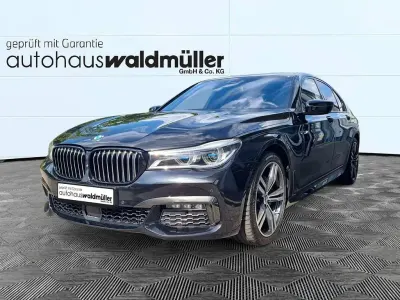 Gebraucht BMW 740 M Sport 320 PS (235 kW) 2018 Schwarz Limousine