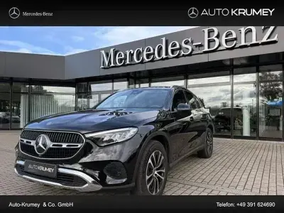 Używany Mercedes GLC200 Advanced 204 KM (150 kW) 2024 Czarny SUV