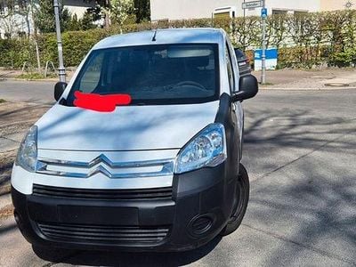 Second-hand Citroën Berlingo 75 CP (55 kW) 2009 Alb Monovolum