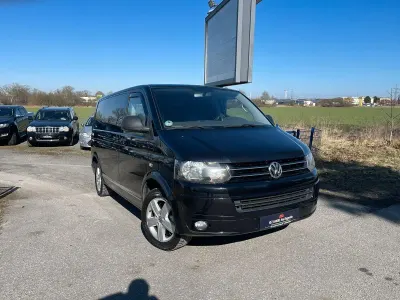 Gebraucht VW Multivan Startline 140 PS (102 kW) 2011 Schwarz Van / Kleinbus