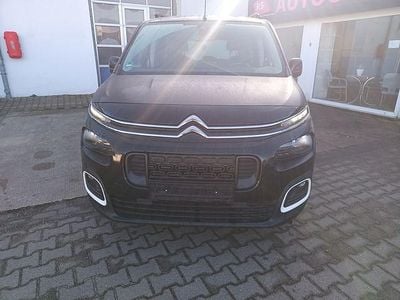 Gebraucht Citroën Berlingo Feel 131 PS (96 kW) 2020 Schwarz Van / Kleinbus