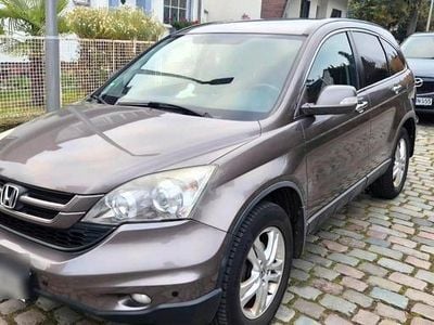 Braun Gebraucht 2011 Honda CR-V SUV | 7.500 € (Etwas zu teuer)