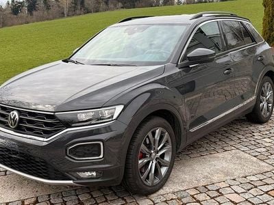 Gebraucht VW T-Roc Sport 190 PS (139 kW) 2019 Grau SUV