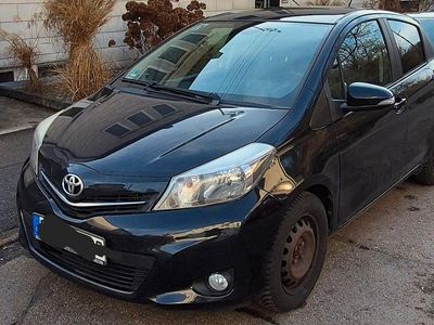 Schwarz Gebraucht 2014 Toyota Yaris Kleinwagen | 5.999 € (Superpreis)
