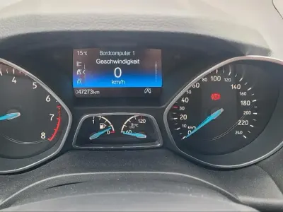 Gebraucht Ford C-MAX 101 PS (74 kW) 2018 Grau Van / Kleinbus