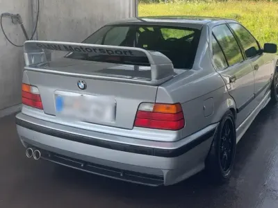 Gebraucht BMW 323 Basis 185 PS (136 kW) 1997 Limousine