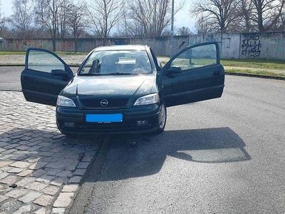 Gebraucht Opel Astra Comfort 65 PS (47 kW) 1998 Grün Limousine