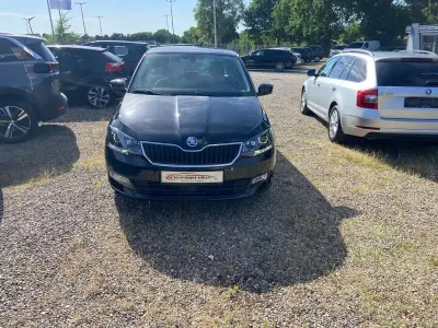 Gebraucht Skoda Fabia Clever 60 PS (44 kW) 2018 Schwarz Limousine