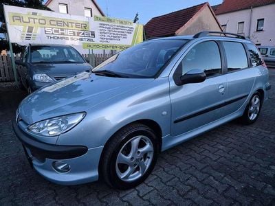 Gebraucht Peugeot 206 Tendance 109 PS (80 kW) 2003 Farbe islandgrau/metallic Kombi