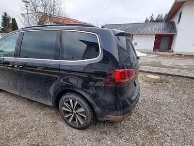 Gebraucht VW Sharan Comfortline 177 PS (130 kW) 2020 Schwarz Van / Kleinbus