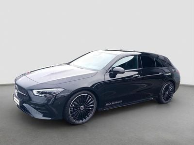 Gebraucht Mercedes CLA200 AMG 150 PS (110 kW) 2025 Metalliclack kosmosschwarz Kombi